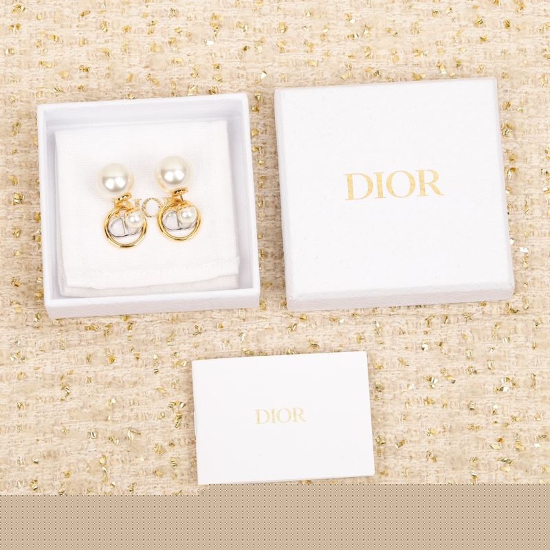 ch**an D*or earrings